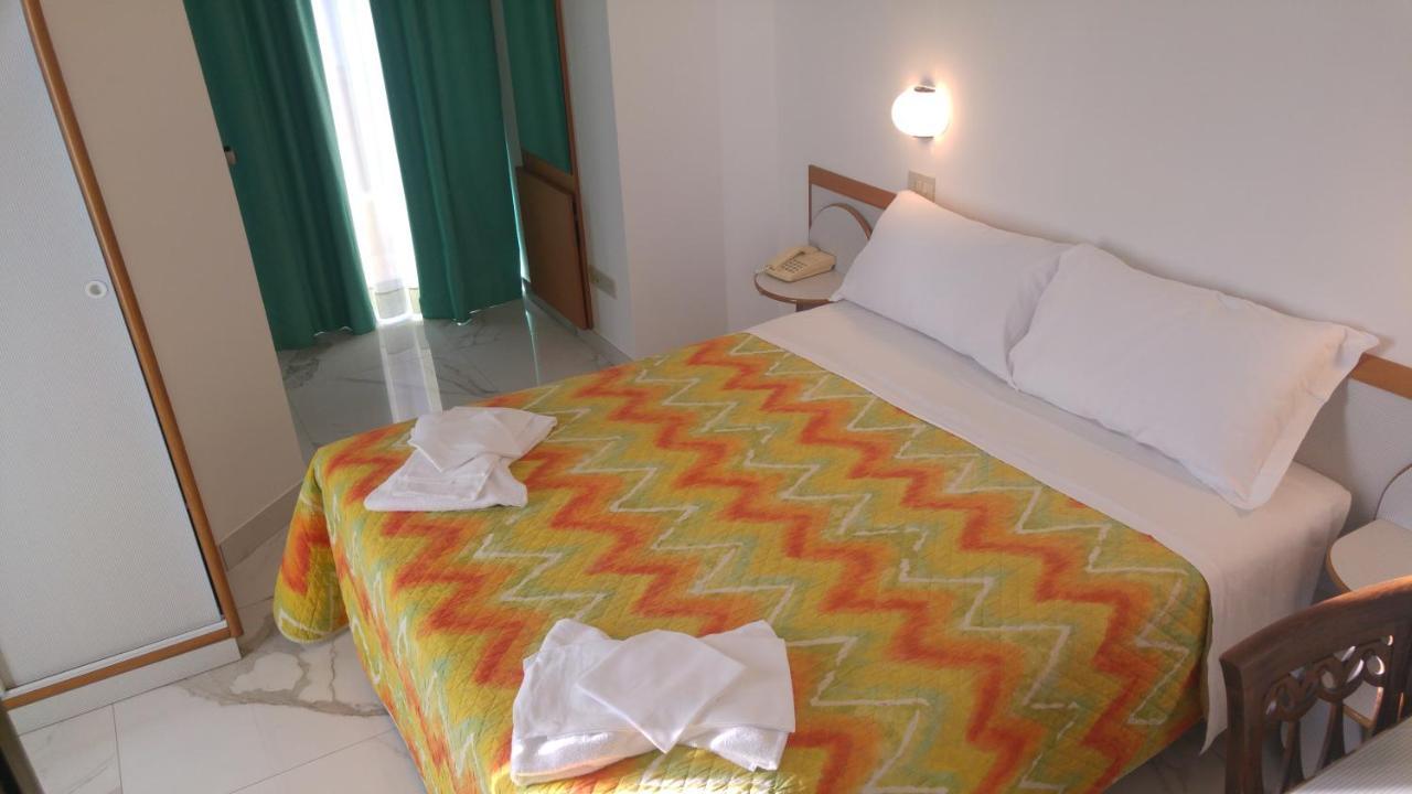 Hotel Memory Ρίμινι Εξωτερικό φωτογραφία
