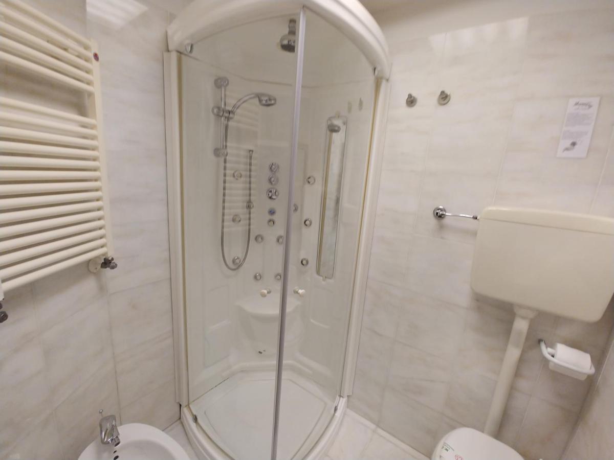 Hotel Memory Ρίμινι Εξωτερικό φωτογραφία