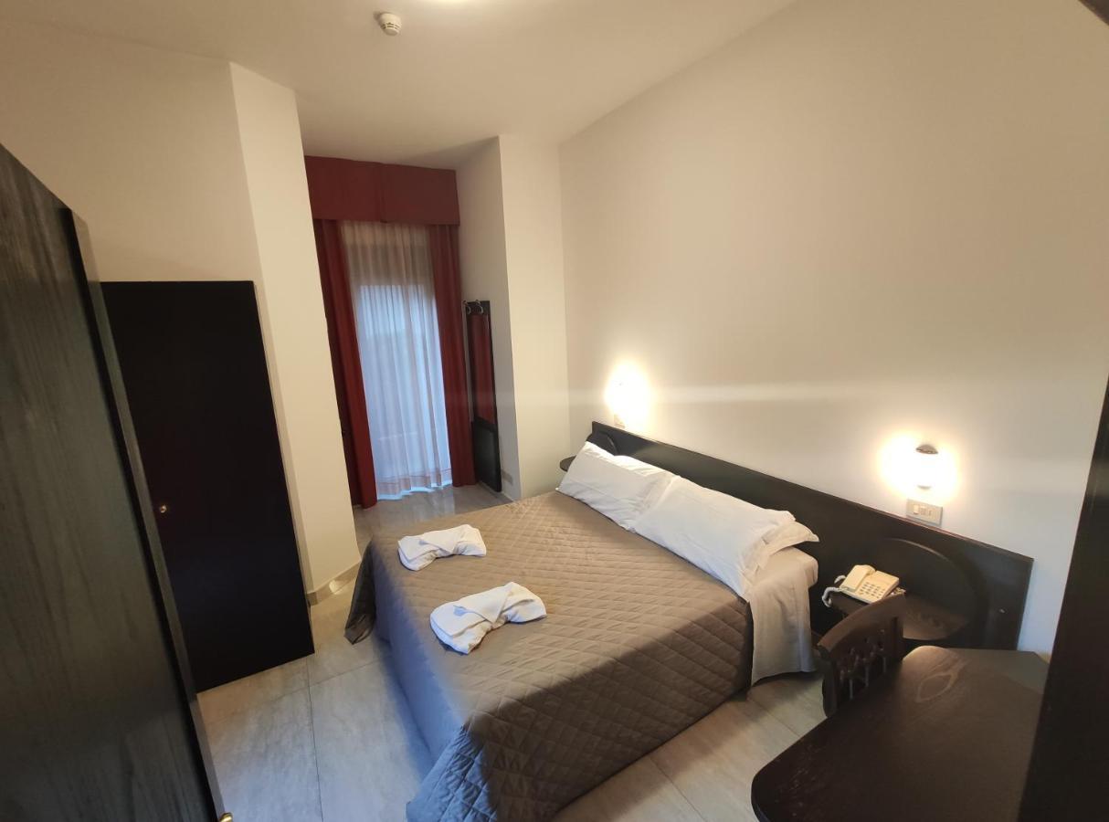 Hotel Memory Ρίμινι Εξωτερικό φωτογραφία