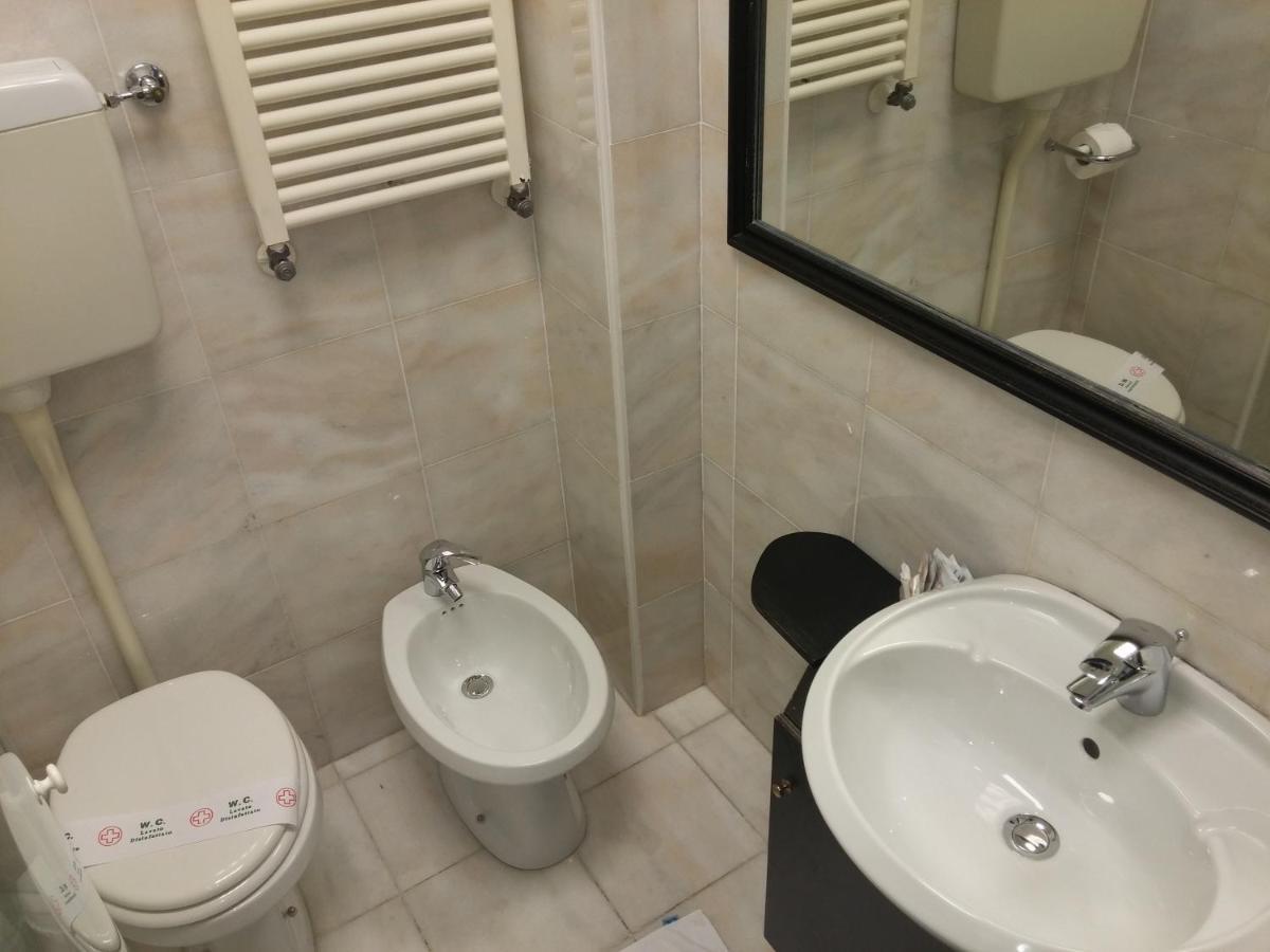 Hotel Memory Ρίμινι Εξωτερικό φωτογραφία